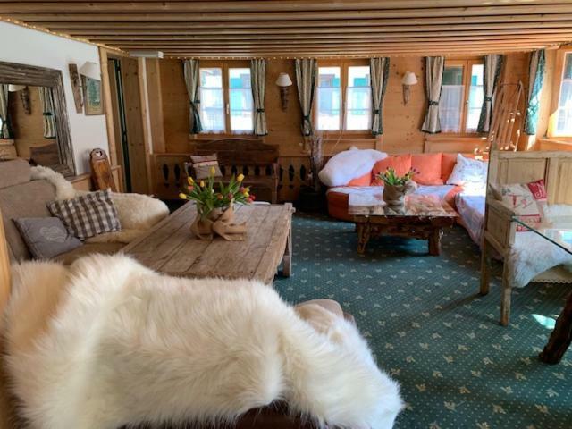 Auberge De L'Ours Vers L'Eglise Buitenkant foto